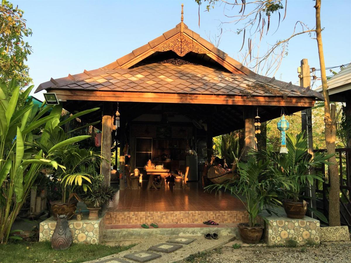 Hello Countryside Bed & Breakfast Ban Khang Hong Tai Exterior photo